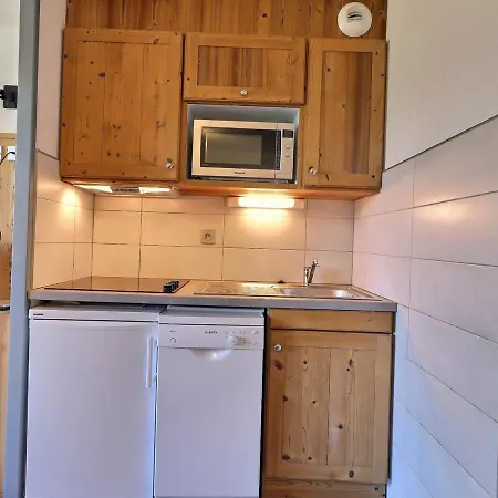 2 Pieces Pour 4 Pers. Avec Balcon, Skis Aux Pieds, Centre La Tania, Pres Des Remontees Mecaniques. - Fr-1-182a-31 Apartment Courchevel