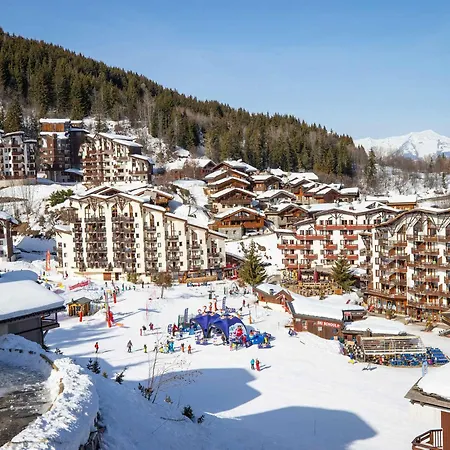 2 Pieces Pour 4 Pers. Avec Balcon, Skis Aux Pieds, Centre La Tania, Pres Des Remontees Mecaniques. - Fr-1-182a-31 * Courchevel